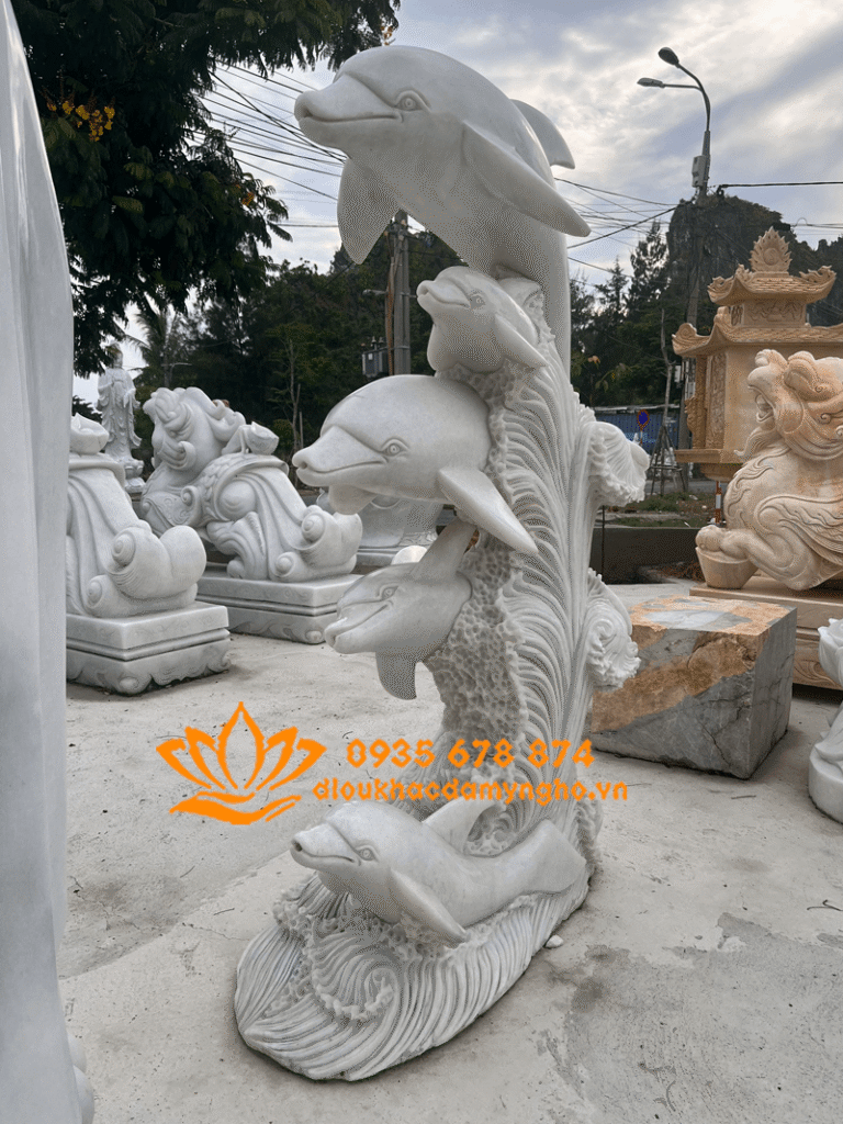 tuong ca heo bang da hop phong thuy