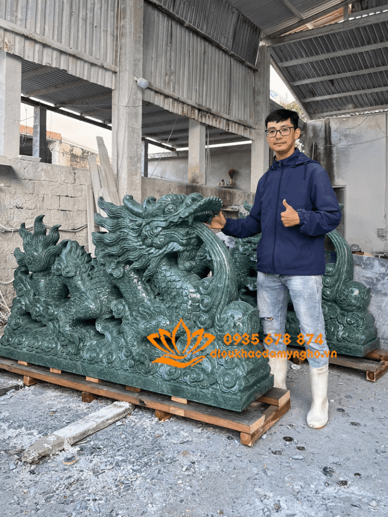 tuong rong bac them da cam thach xanh