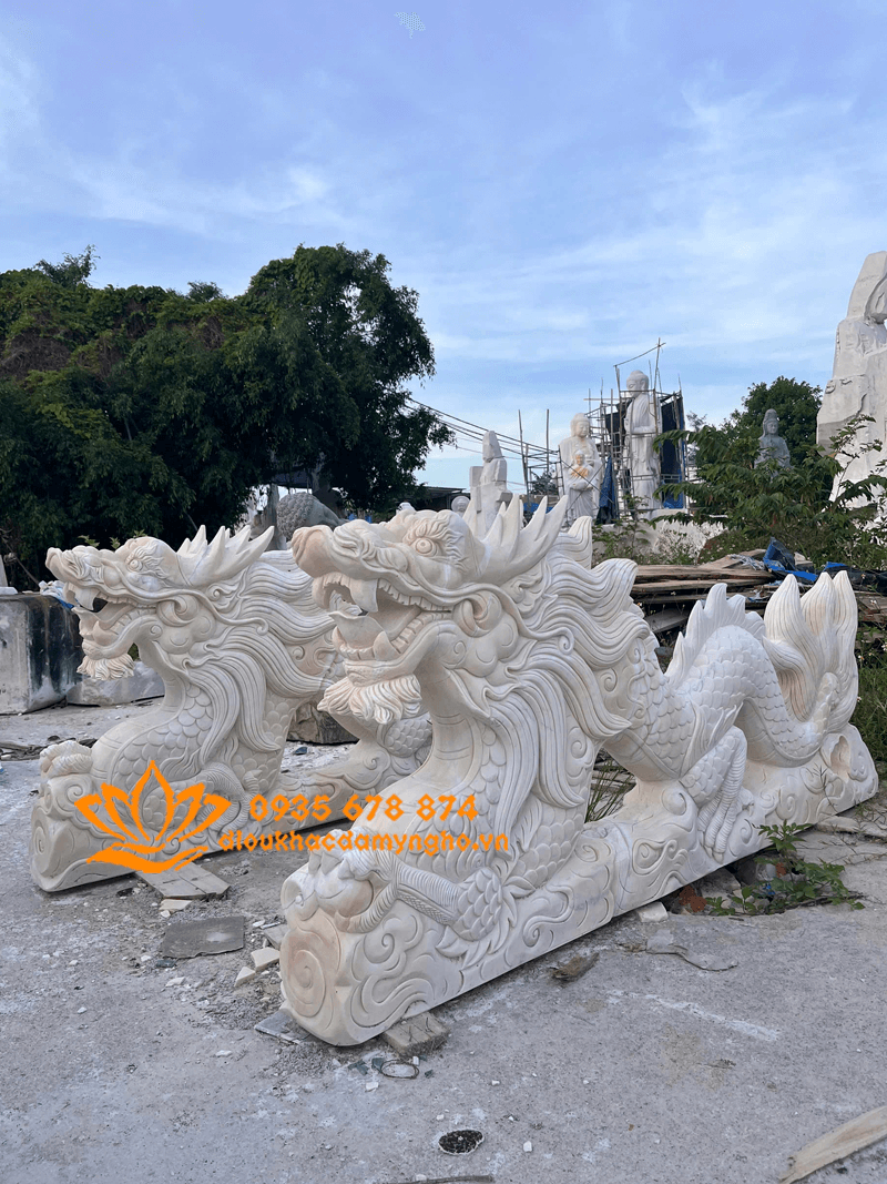 Mẫu tượng Rồng bậc thềm trang trí chùa, nhà thờ tộc, nghĩa trang