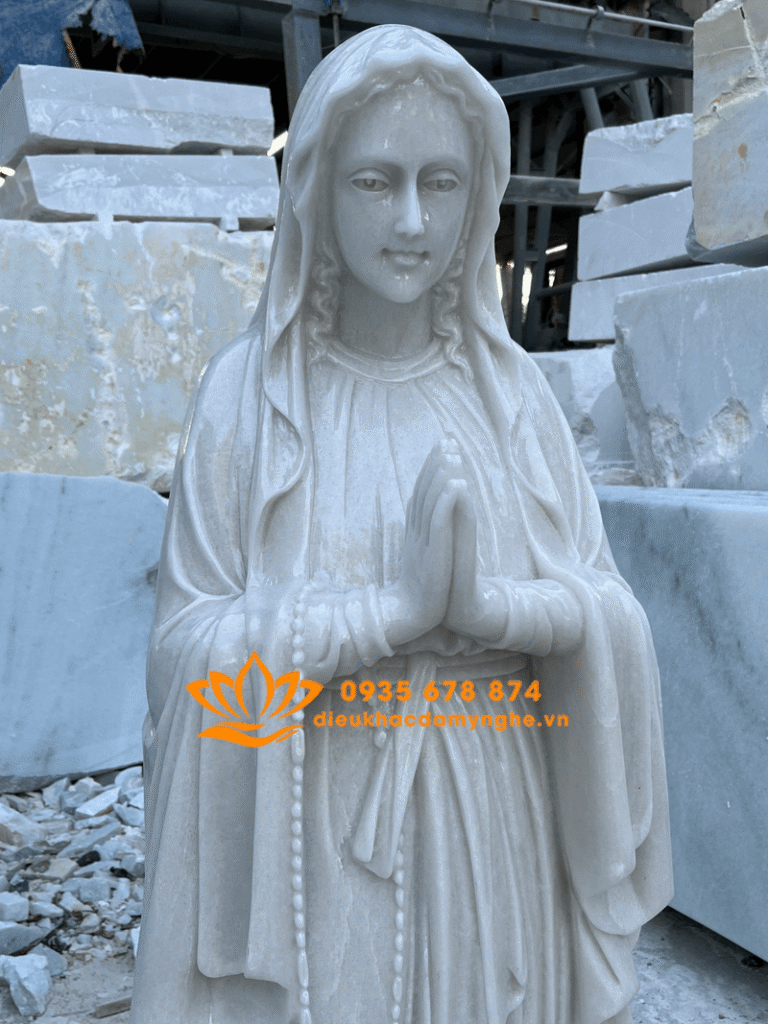 tuong duc me lo duc bang da cam thach trang nguyen khoi mua tuong duc me lo duc bang da dep