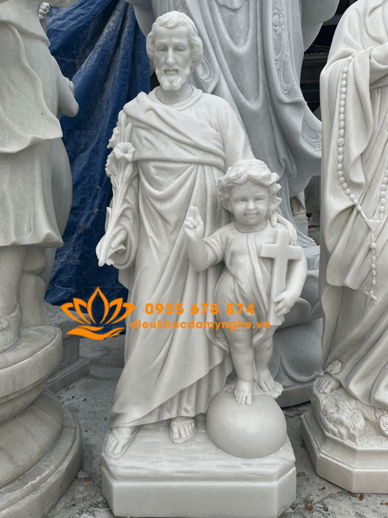 mau tuong thanh giuse dat chua bang da dep