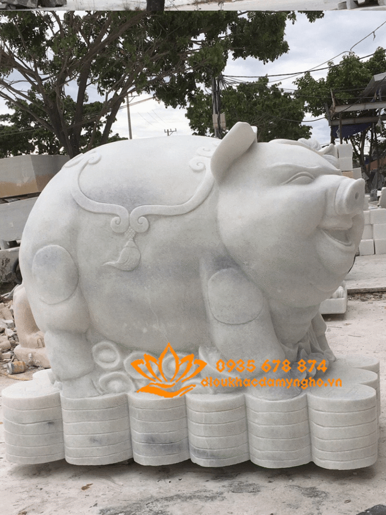 tuong heo tai loc trang tri nha o