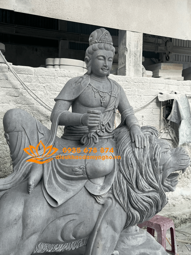 ban tuong van thu va pho hien da xam