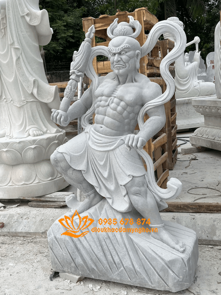 mau tuong kim cang luc sy bang da dep