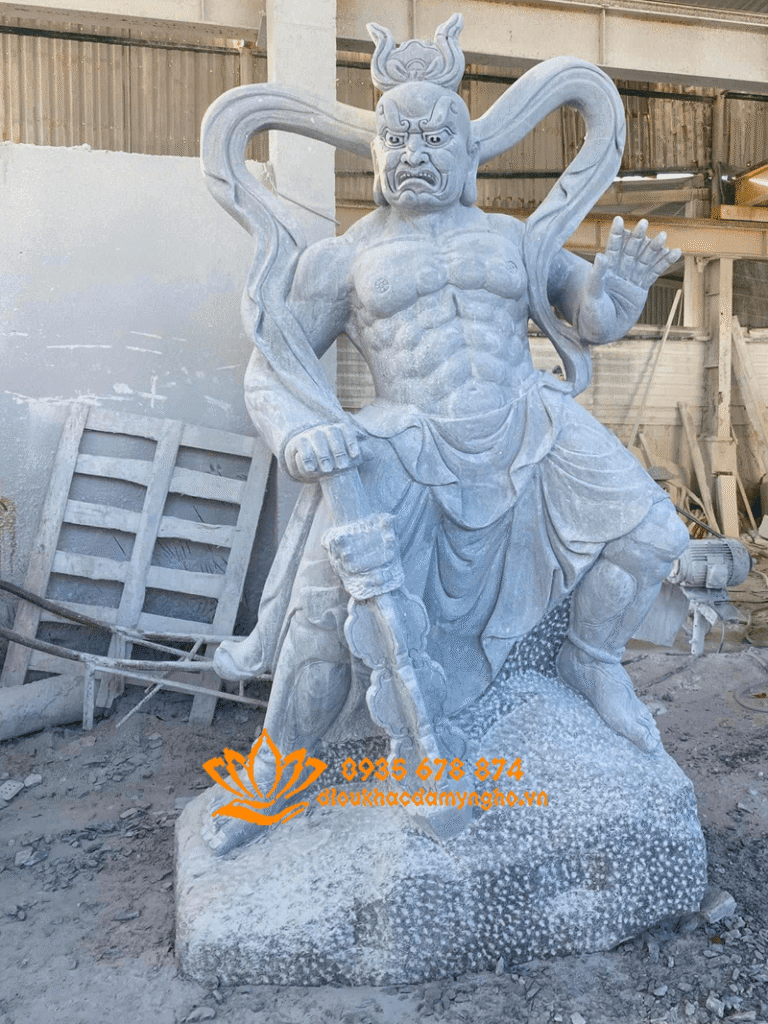 tuong kim cang luc sy bang da tu nhien