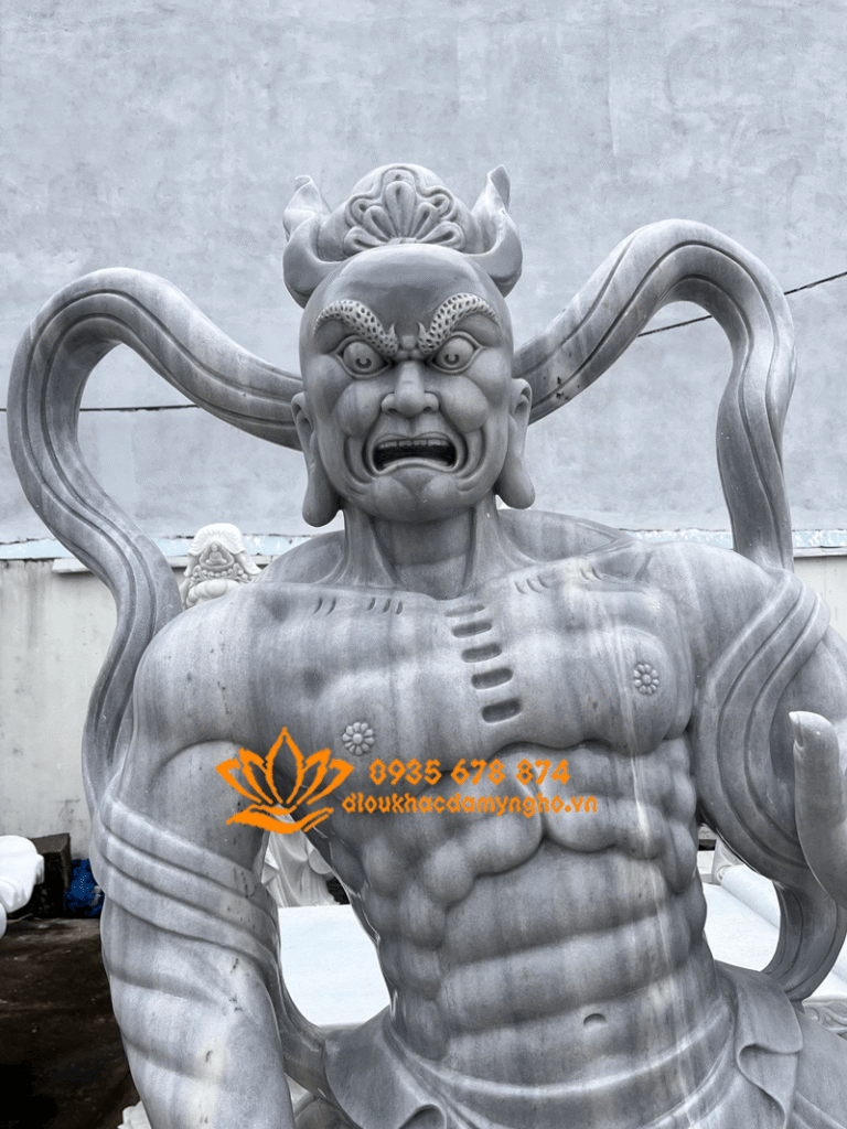 tuong kim cang luc sy bang da xam dep