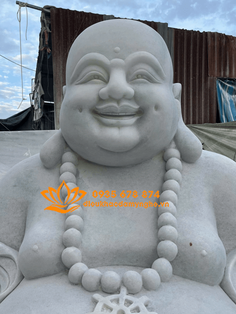 chan dung tuong phat di lac