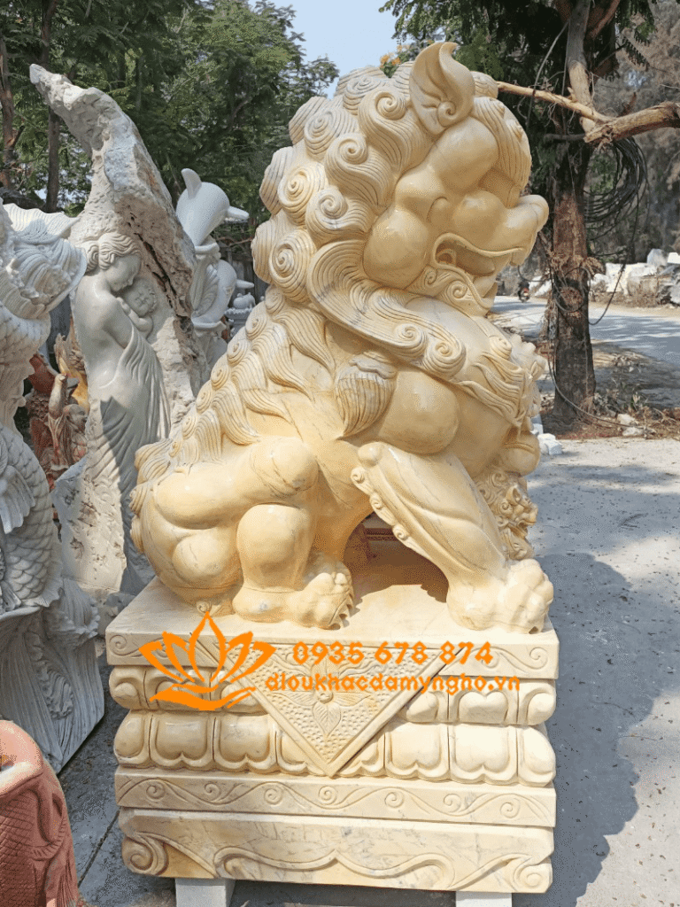 ban tuong ky lan bang da vang dep tuong ky lan bang da cam thach vang