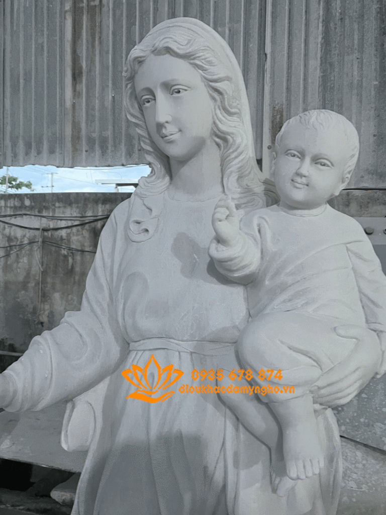 ban tuong duc me be chua bang da nguyen khoi dep