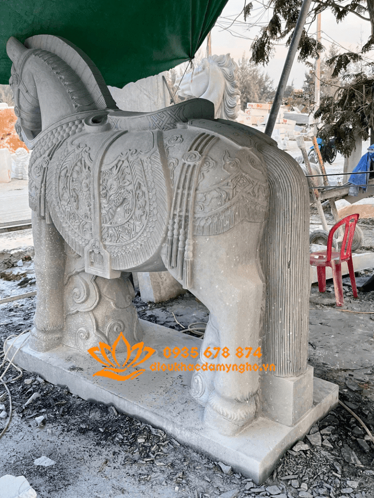 chuyen che tac tuong ngua bang da non nuoc mau ngua dep cho cong trinh