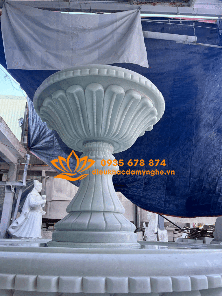 dai phun nuoc bang da cam thach trang nguyen khoi