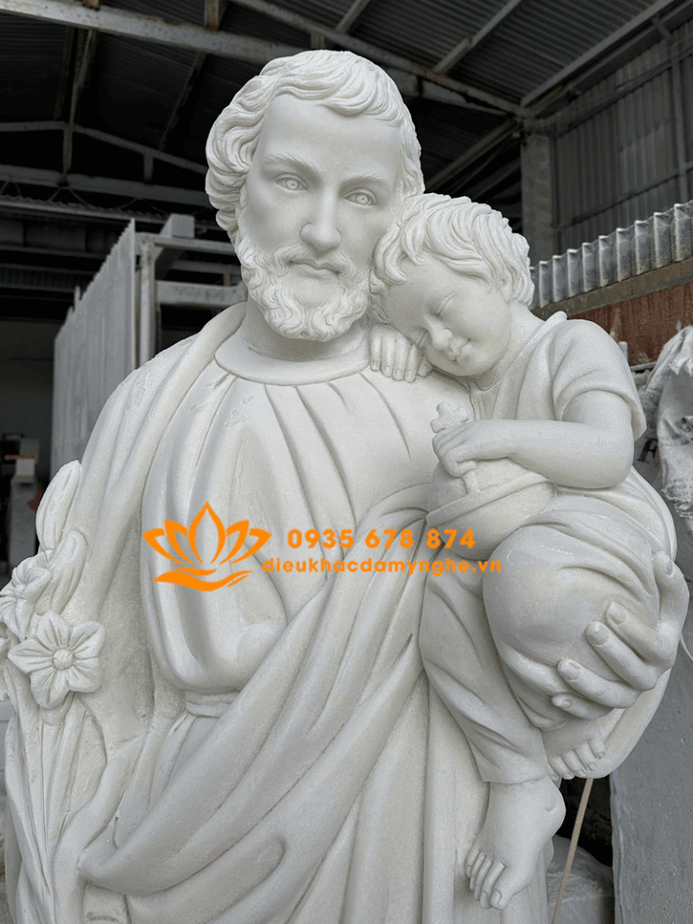 tuong thanh giuse bang da trang dep