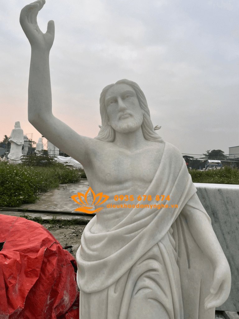 ban tuong chua phuc sinh gia re tuong chua phuc sinh bang da my nghe non nuoc