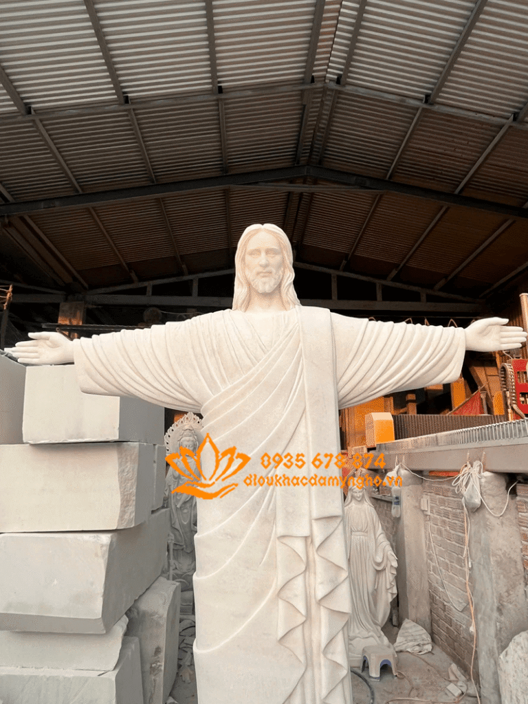 tuong chua cuu the bang da my nghe non nuoc