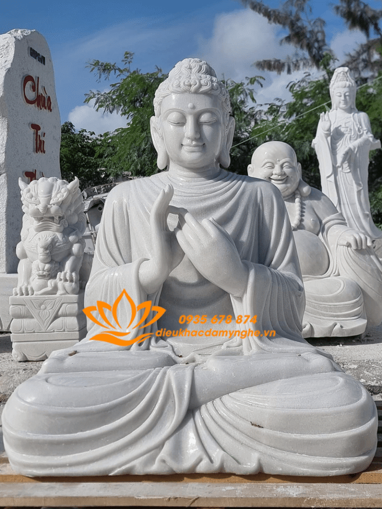 thich ca mau ni luan chuyen phap luan