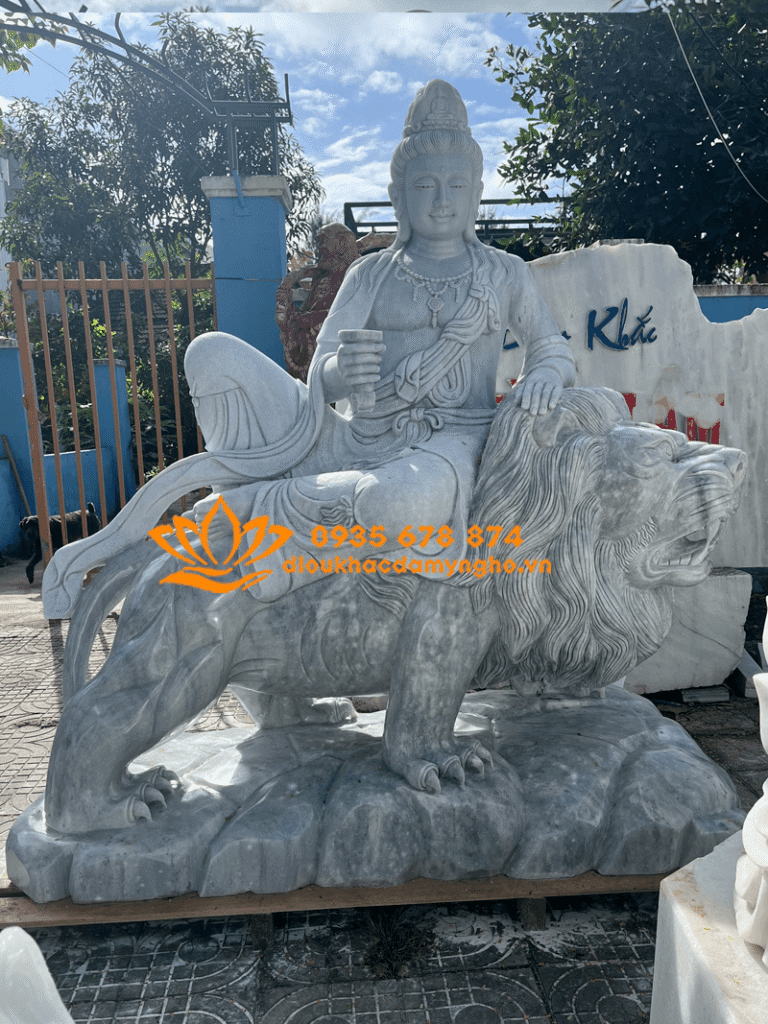 tuong bo tat van thu pho hien gia re