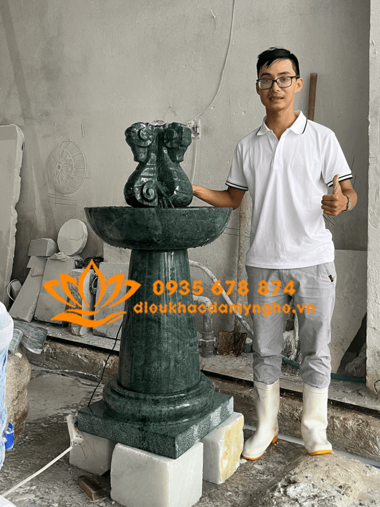 lam dai phun nuoc ca ngua bang da cam thach xanh