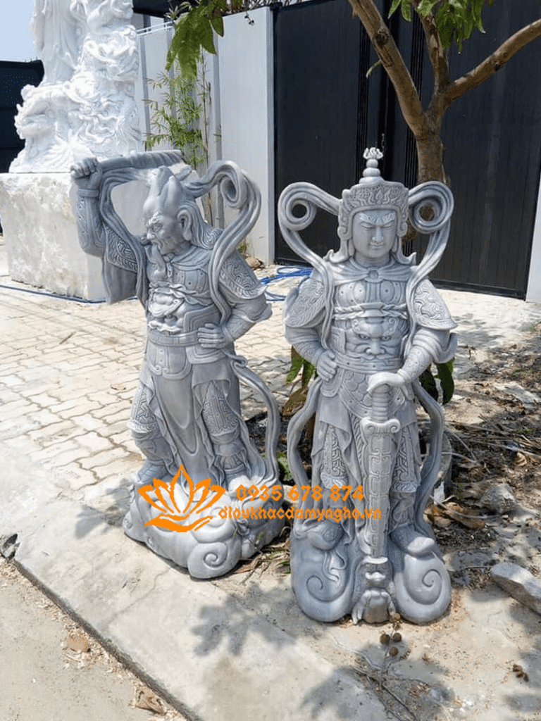 tuong tieu dien ho phap bang da xam