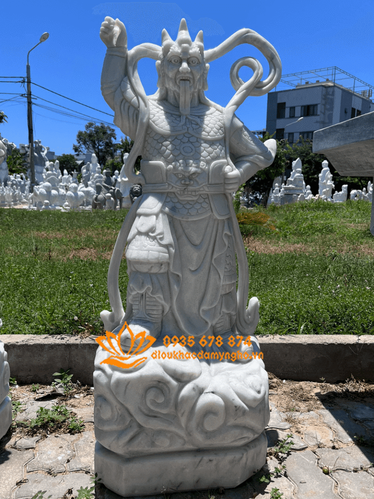 dieu khac tuong tieu dien ho phap bang da trang