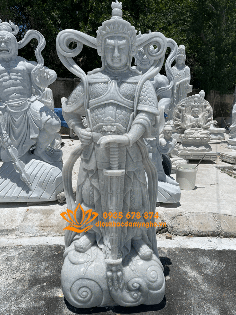 tuong tieu dien ho phap bang da dep