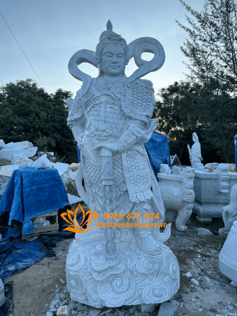 tuong tieu dien ho phap bang da trang dep chuyen ban tuong tieu dien ho phap dep