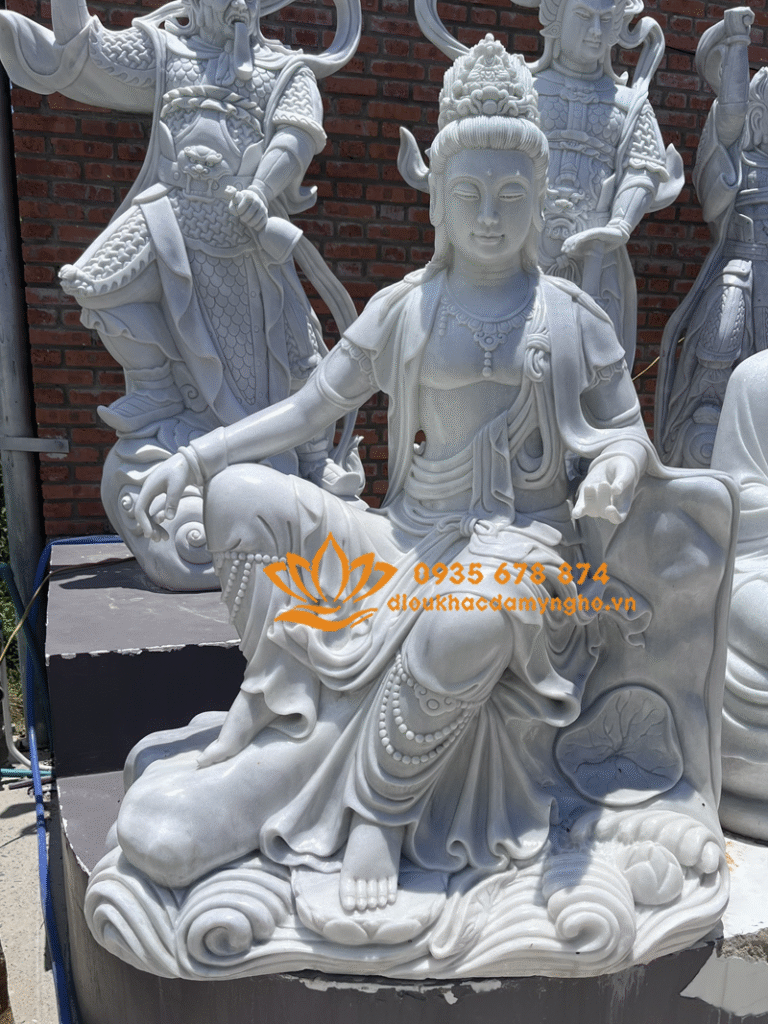 quan am bo tat tu tai