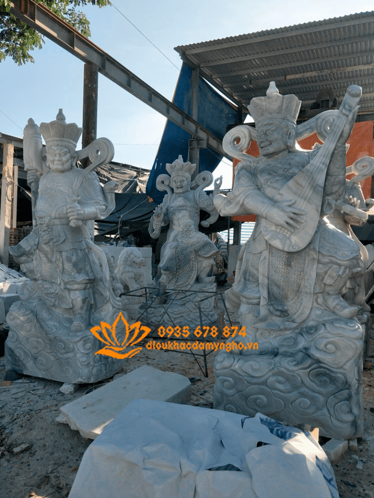 dieu khac tuong tu dai thien vuong dep bo tuong tu dai thien vuong bang da nguyen khoi