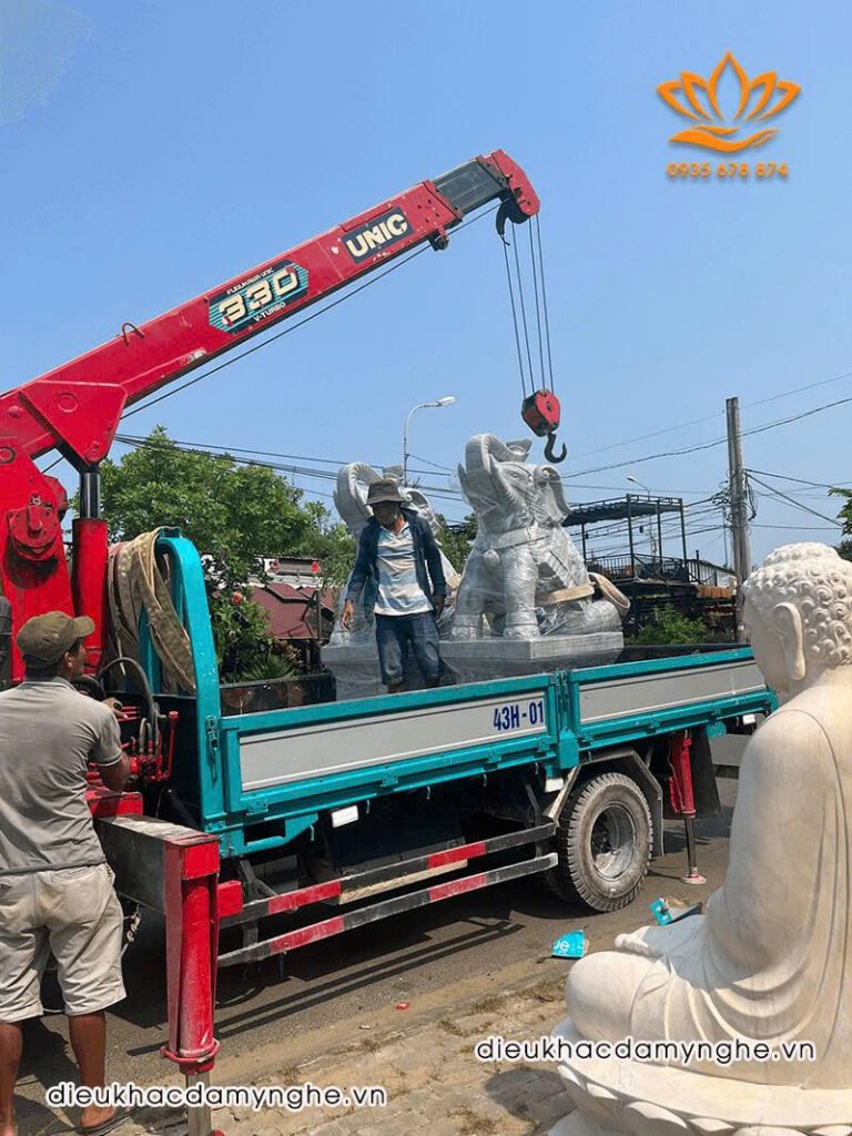 cau tuong voi quy phuc len xe