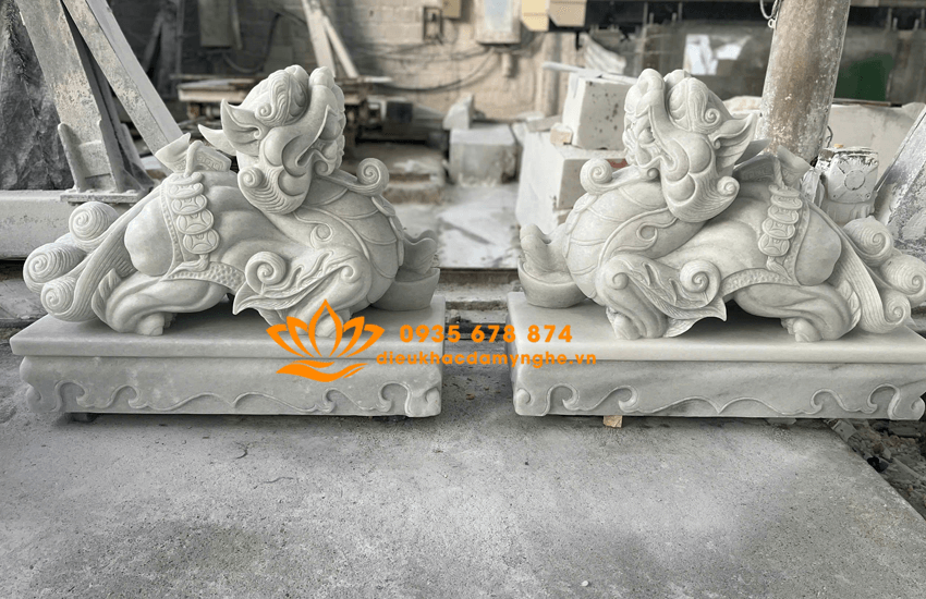 tuong ty huu bang da trang nguyen khoi tuong ty huu phong thuy san vuon dep