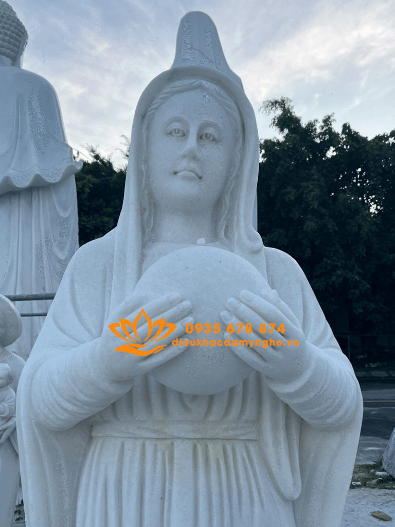 tuong duc me hoa binh dep tai da nang