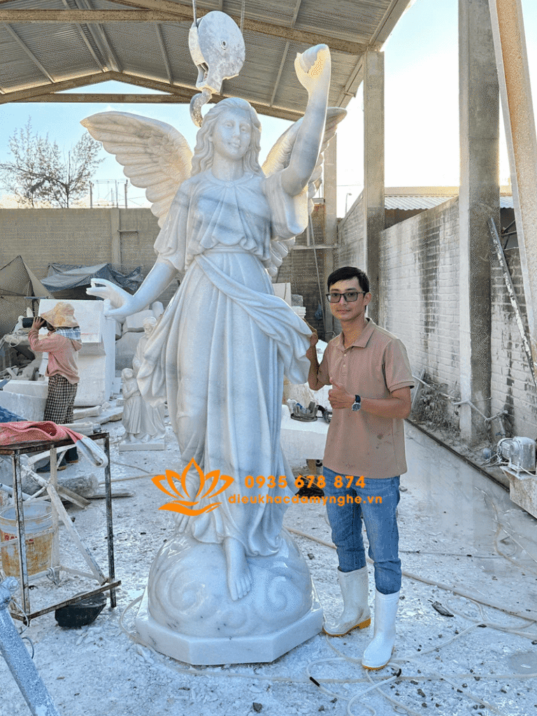 tuong thien than cam duoc bang da my nghe da nang