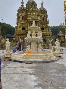 dai phun nuoc khung cho biet thu