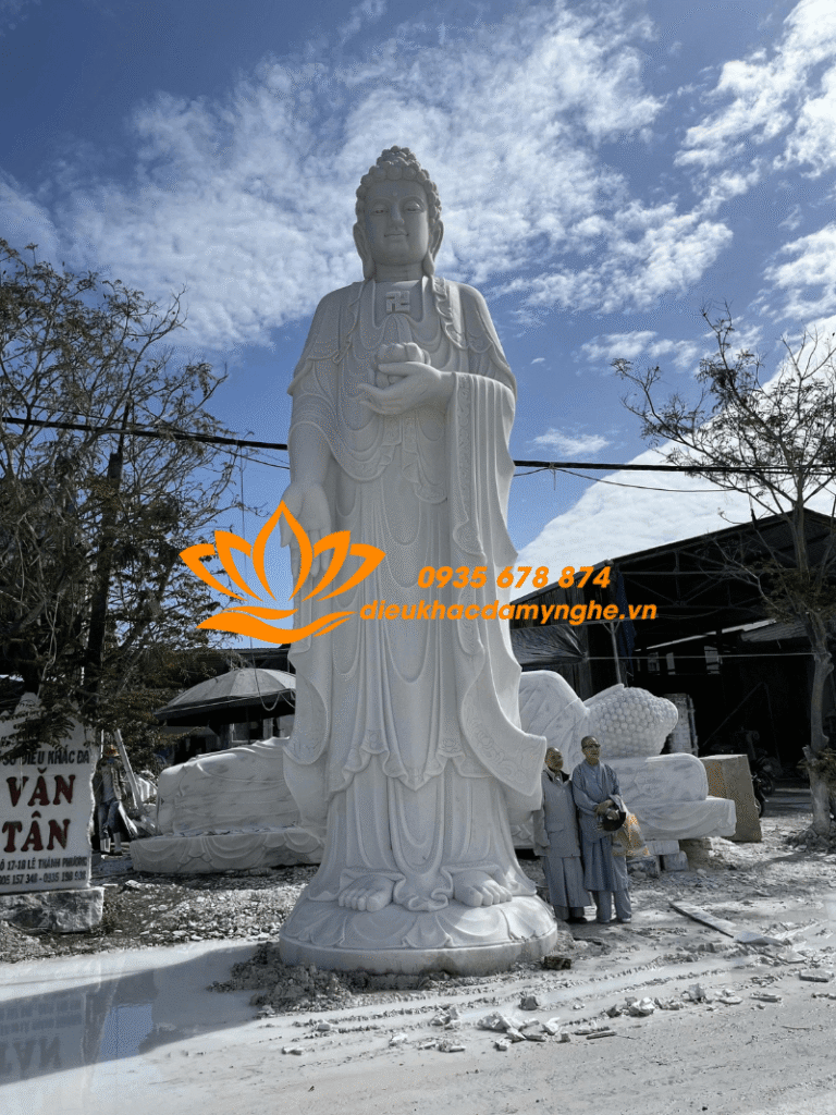 tuong a di da bang da cao 5 met
