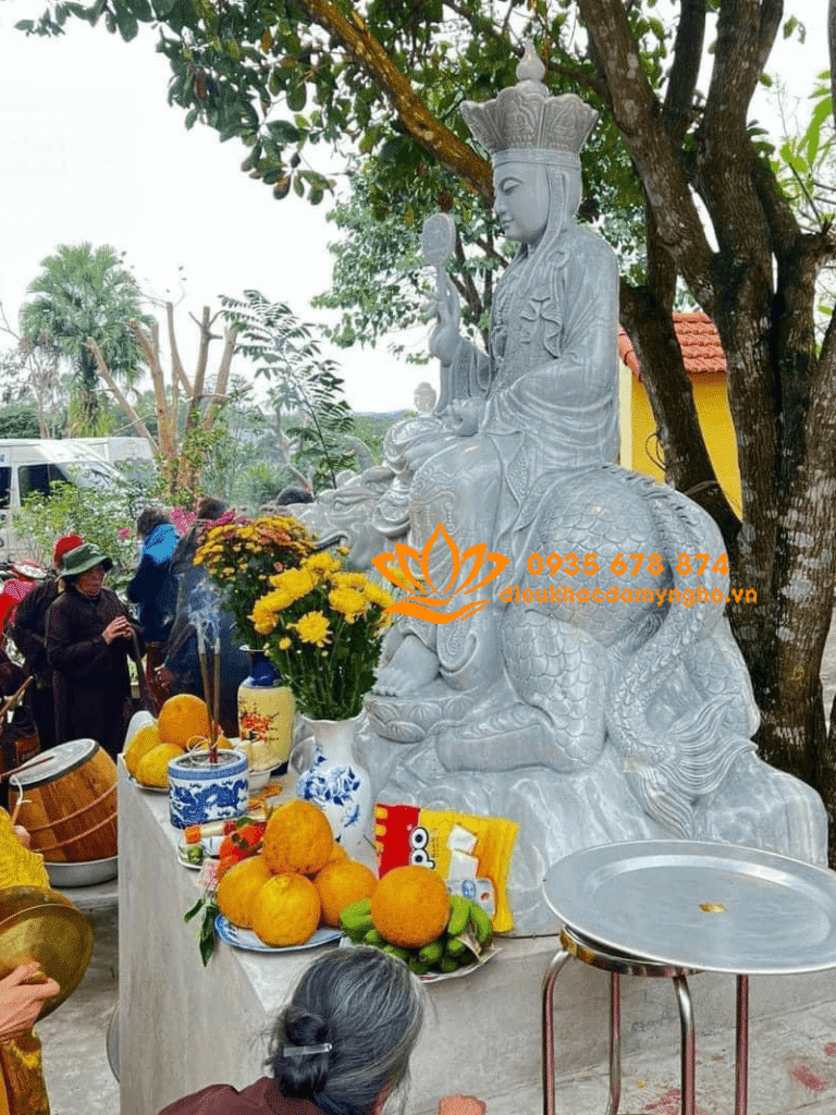 tuong dia tang bang da chat luong