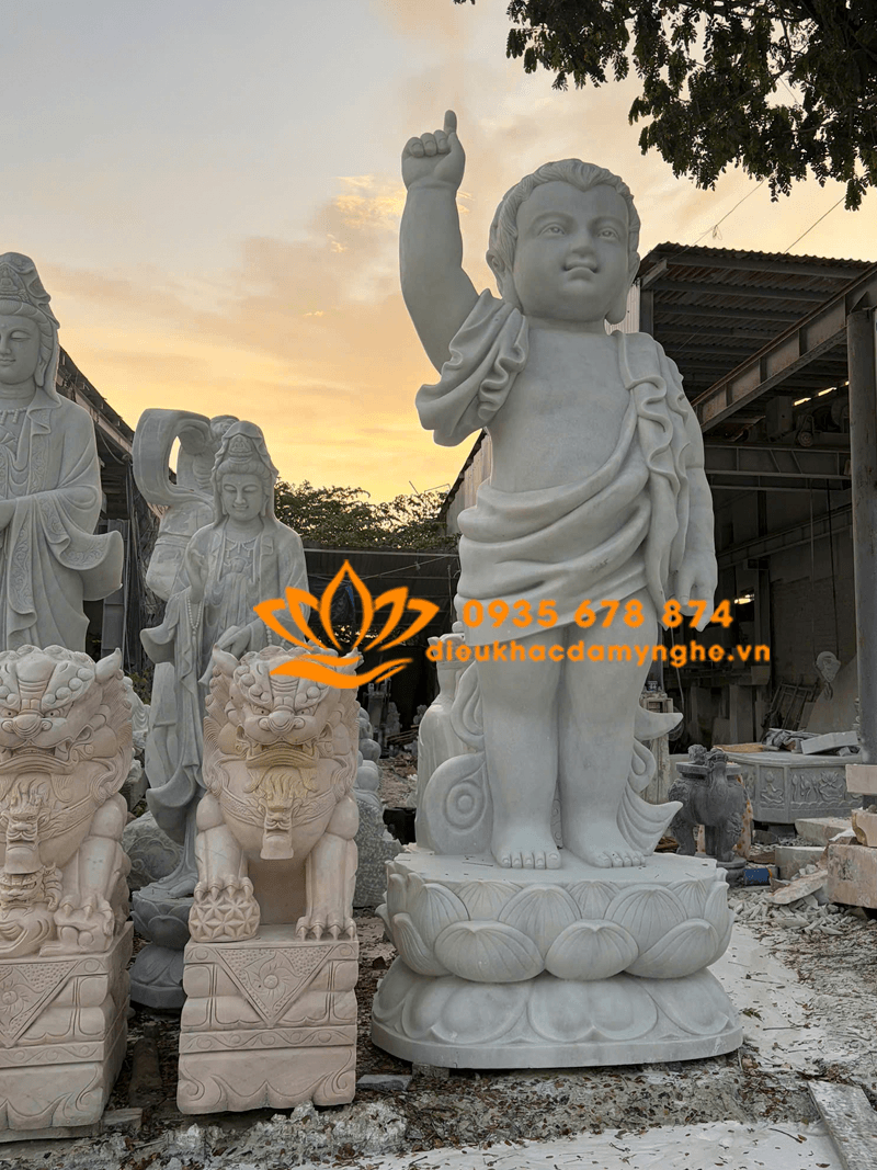 Mẫu Tượng Phật Đản Sanh Bằng Đá Đẹp Nguyên Khối
